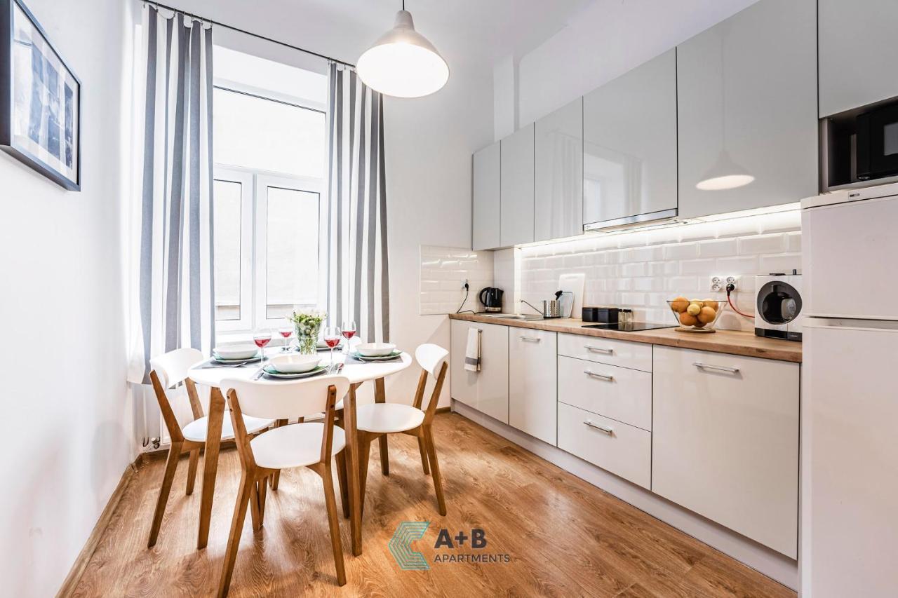 Apartamenty Plac Litewski II ลูบลิน ภายนอก รูปภาพ