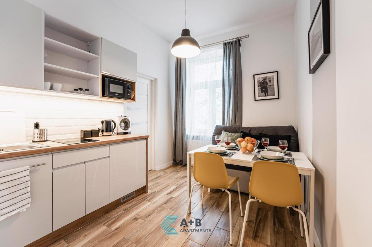 Apartamenty Plac Litewski II ลูบลิน ภายนอก รูปภาพ