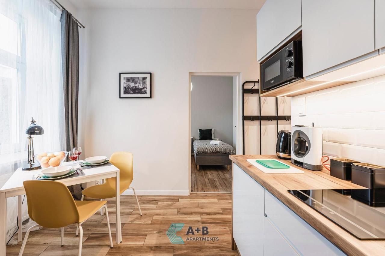 Apartamenty Plac Litewski II ลูบลิน ภายนอก รูปภาพ